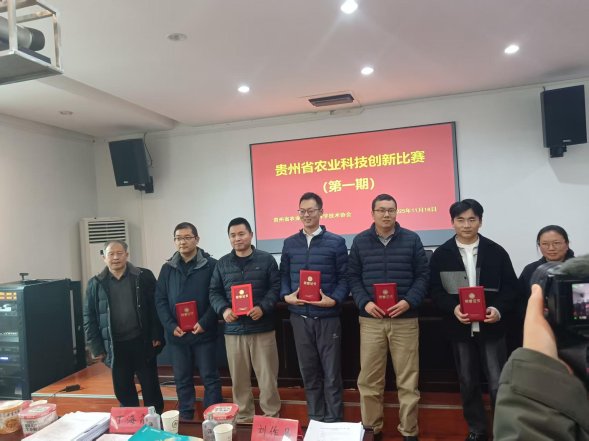 fb0723f8444fec8ff33e9091d4cd0a12